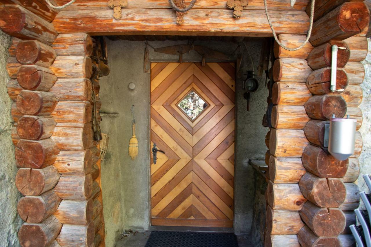 شقة أروسا  في Chalet Suveran المظهر الخارجي الصورة
